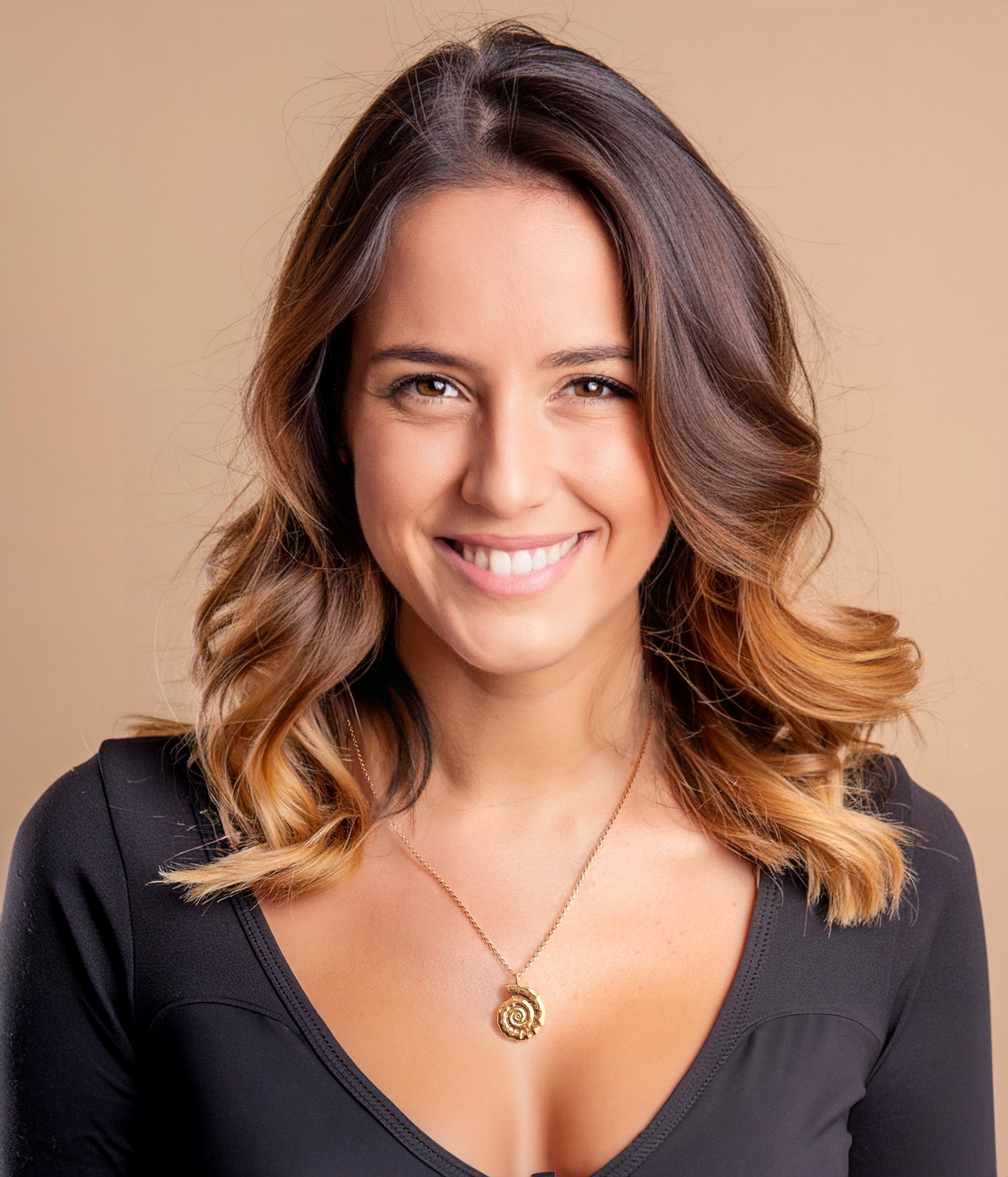 Ammonite Necklace in luxurious gold vermeil, perfect for fossil enthusiasts and history buffs. Ammonite Necklace in luxurious gold vermeil, perfect for fossil enthusiasts and history buffs.