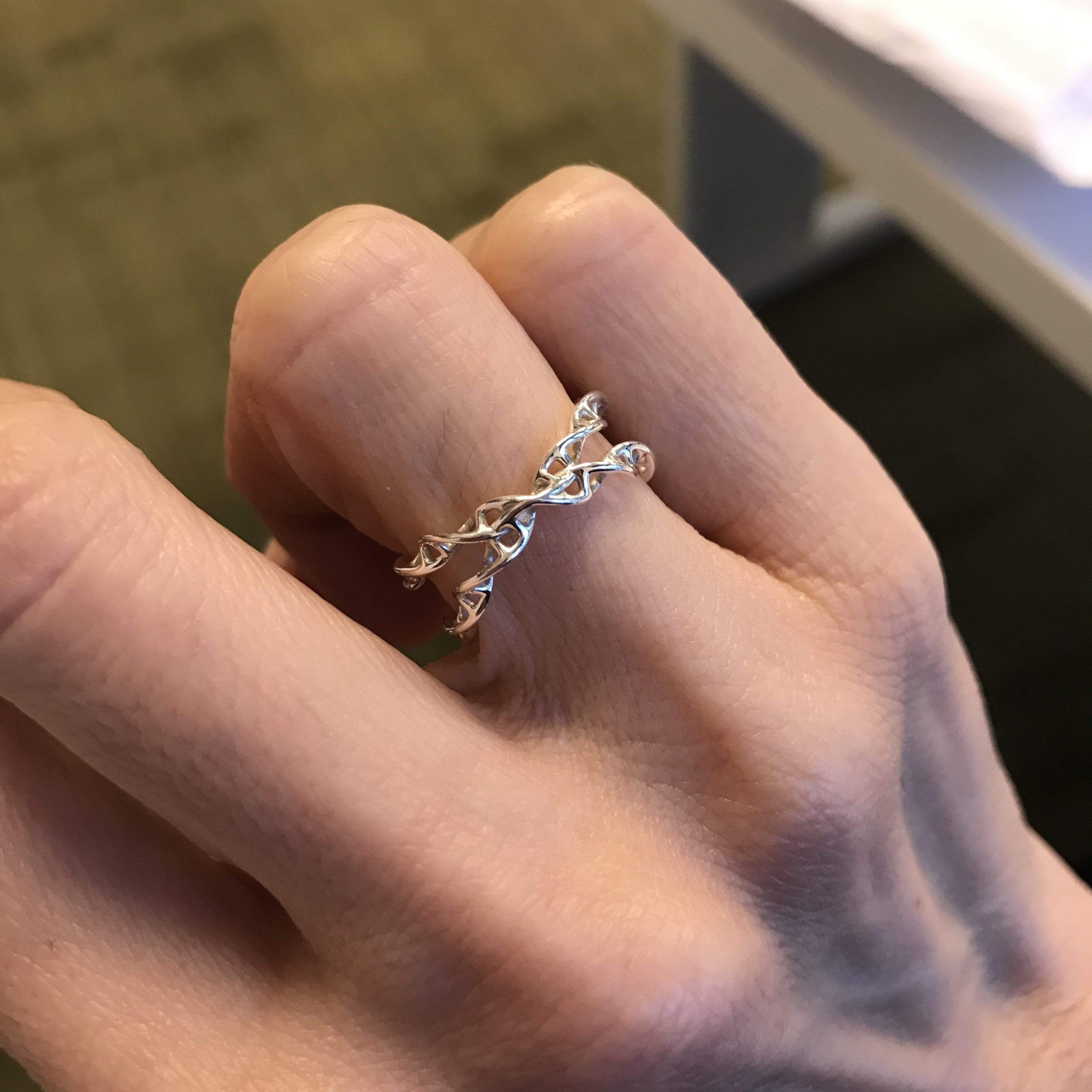 crossed DNA ring | silver crossed DNA ring | silver
